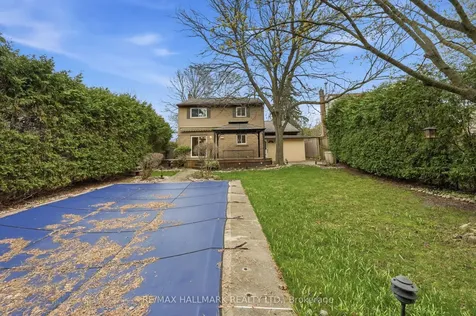 60 Nisbet Drive Aurora ON L4G 2K5