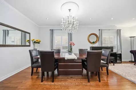 10 Dovetail Drive Richmond Hill ON L4E 5B1