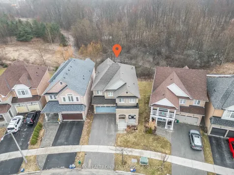10 Dovetail Drive Richmond Hill ON L4E 5B1