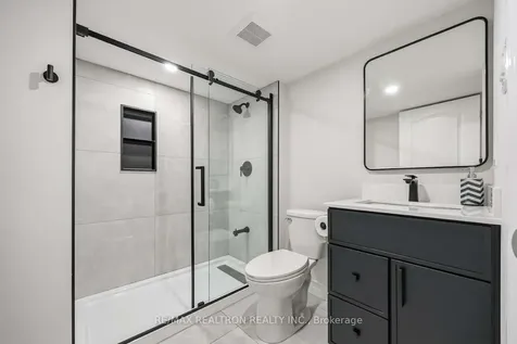 10 Dovetail Drive Richmond Hill ON L4E 5B1
