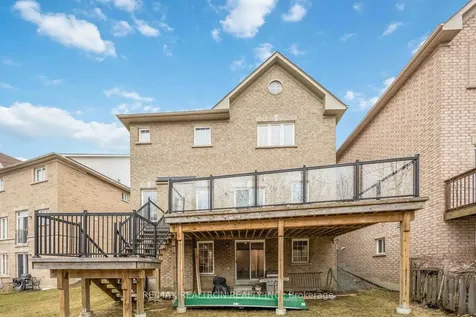 10 Dovetail Drive Richmond Hill ON L4E 5B1