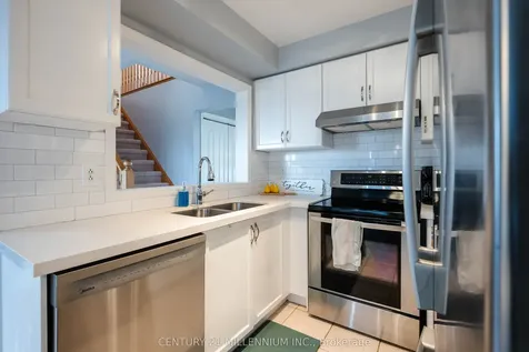 94 John W Taylor Avenue New Tecumseth ON L9R 0C6