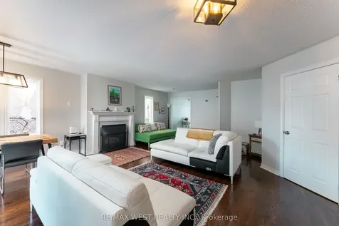 682 Napa Valley Avenue Vaughan ON L4H 2J1