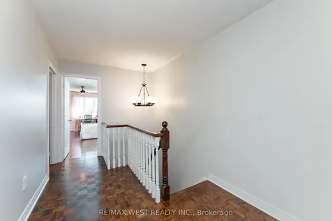 682 Napa Valley Avenue Vaughan ON L4H 2J1