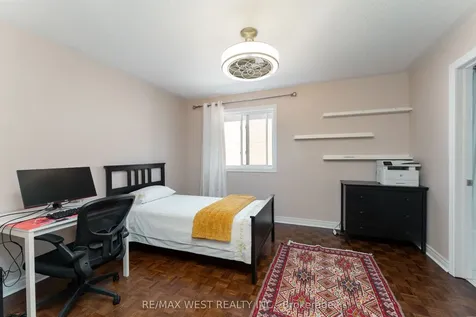 682 Napa Valley Avenue Vaughan ON L4H 2J1