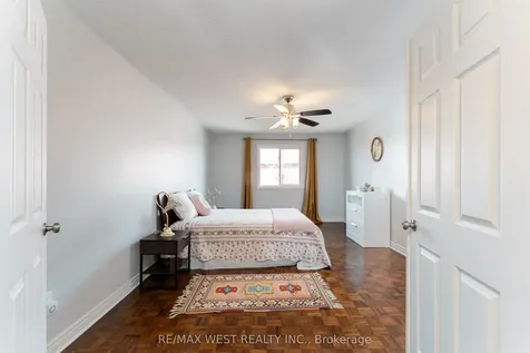 682 Napa Valley Avenue Vaughan ON L4H 2J1