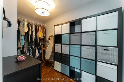 682 Napa Valley Avenue Vaughan ON L4H 2J1