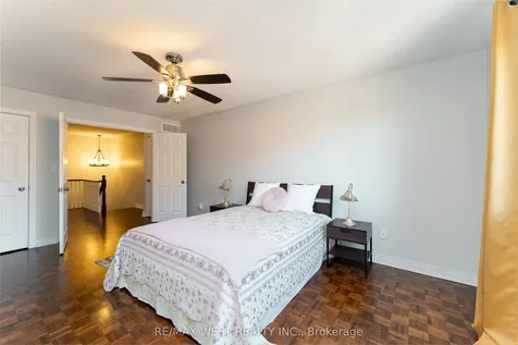 682 Napa Valley Avenue Vaughan ON L4H 2J1