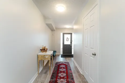 682 Napa Valley Avenue Vaughan ON L4H 2J1