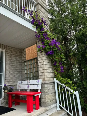 682 Napa Valley Avenue Vaughan ON L4H 2J1