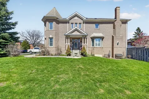255 Denise Circle Newmarket ON L3X 2K1