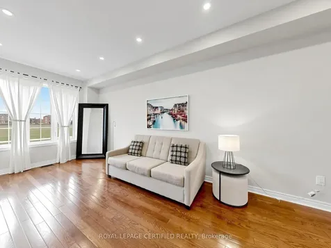 47 Red Brick Road Markham ON L6B 0T8