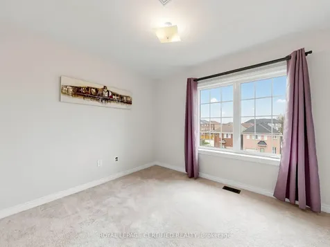 47 Red Brick Road Markham ON L6B 0T8