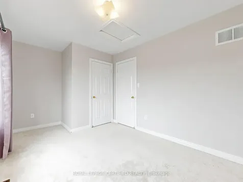 47 Red Brick Road Markham ON L6B 0T8