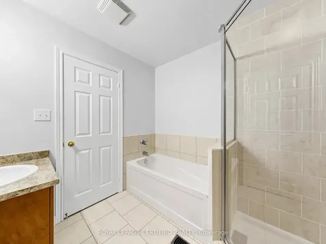 47 Red Brick Road Markham ON L6B 0T8