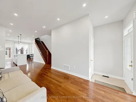47 Red Brick Road Markham ON L6B 0T8