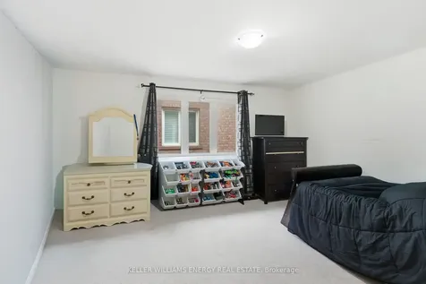 119 Stewart Crescent Bradford West Gwillimbury ON L3Z 0T3