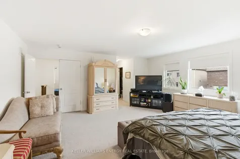 119 Stewart Crescent Bradford West Gwillimbury ON L3Z 0T3