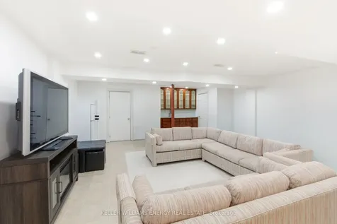 119 Stewart Crescent Bradford West Gwillimbury ON L3Z 0T3