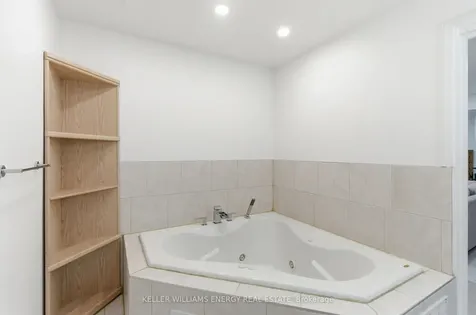 119 Stewart Crescent Bradford West Gwillimbury ON L3Z 0T3
