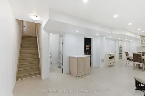 119 Stewart Crescent Bradford West Gwillimbury ON L3Z 0T3