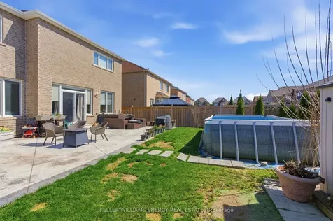 119 Stewart Crescent Bradford West Gwillimbury ON L3Z 0T3