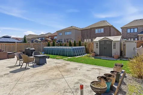 119 Stewart Crescent Bradford West Gwillimbury ON L3Z 0T3