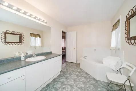 149 Foxchase Avenue Vaughan ON L4L 9H3