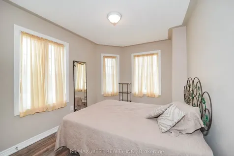 149 Foxchase Avenue Vaughan ON L4L 9H3