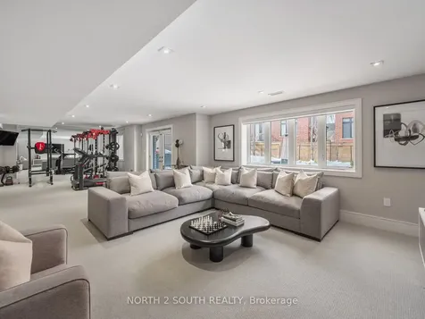 36 Kylemount Court Vaughan ON L4J 0J4