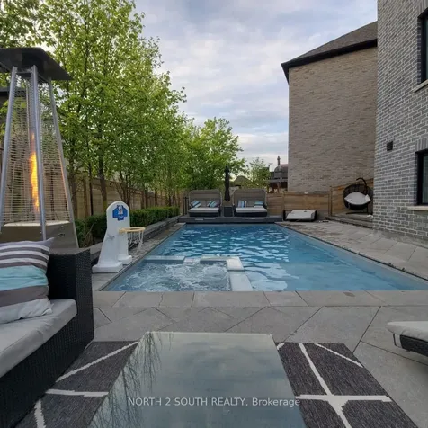 36 Kylemount Court Vaughan ON L4J 0J4