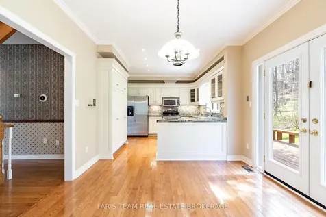 25 Averill Court Bradford West Gwillimbury ON L0G 1A0