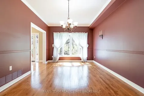 25 Averill Court Bradford West Gwillimbury ON L0G 1A0