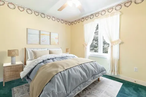 25 Averill Court Bradford West Gwillimbury ON L0G 1A0