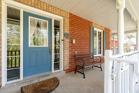 25 Averill Court Bradford West Gwillimbury ON L0G 1A0
