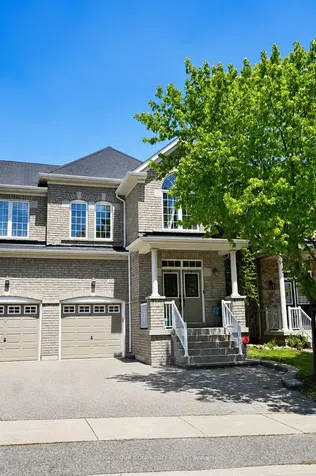 506 Foxcroft Boulevard Newmarket ON L3X 3L6