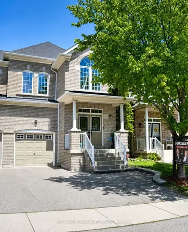 506 Foxcroft Boulevard Newmarket ON L3X 3L6