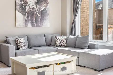 21 Sharpe Crescent New Tecumseth ON L0G 1W0