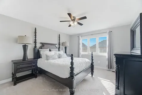 21 Sharpe Crescent New Tecumseth ON L0G 1W0