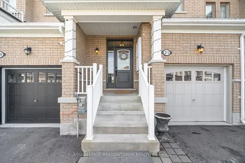 21 Sharpe Crescent New Tecumseth ON L0G 1W0