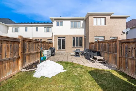 21 Sharpe Crescent New Tecumseth ON L0G 1W0
