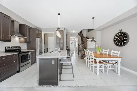 21 Sharpe Crescent New Tecumseth ON L0G 1W0