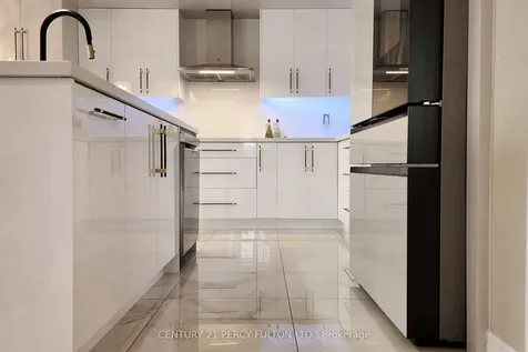 39 Jocada Court Richmond Hill ON L4E 0Z5