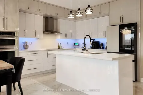39 Jocada Court Richmond Hill ON L4E 0Z5