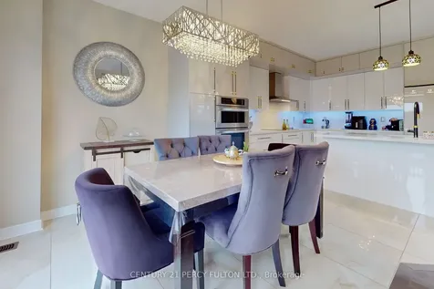 39 Jocada Court Richmond Hill ON L4E 0Z5