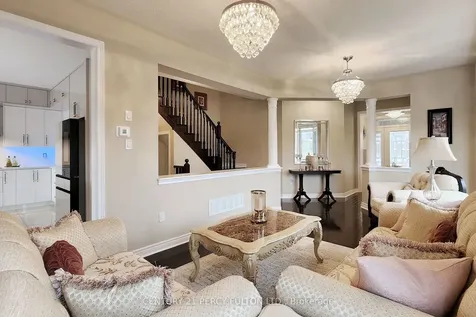 39 Jocada Court Richmond Hill ON L4E 0Z5