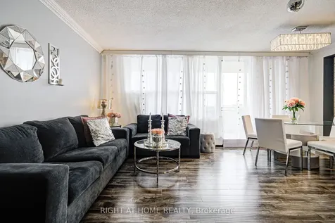 180 Dudley Avenue Markham ON L3T 4X2