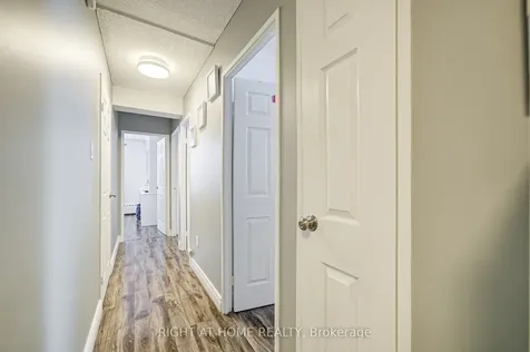 180 Dudley Avenue Markham ON L3T 4X2