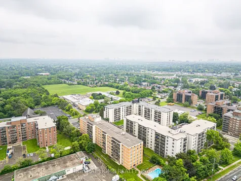 180 Dudley Avenue Markham ON L3T 4X2