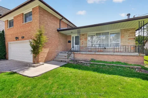 19 Claridge Drive Richmond Hill ON L4C 6G8